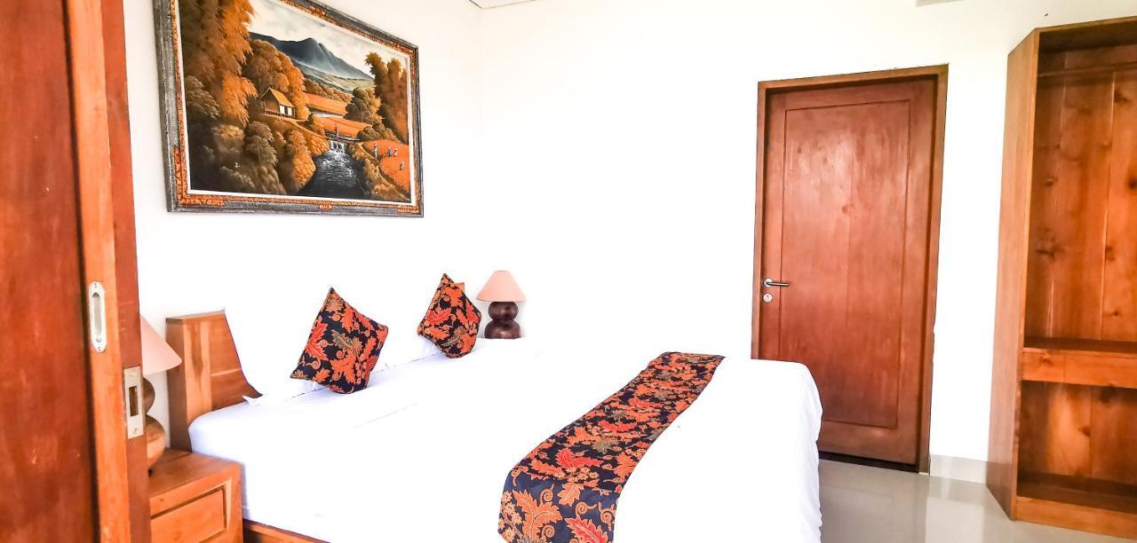 Santi Homestay Canggu Екстериор снимка