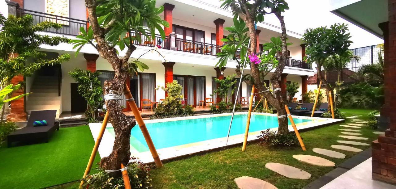 Santi Homestay Canggu Екстериор снимка