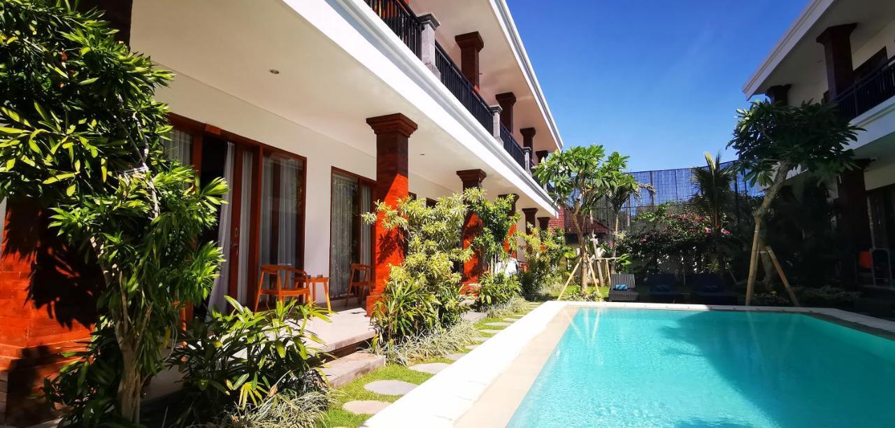 Santi Homestay Canggu Екстериор снимка
