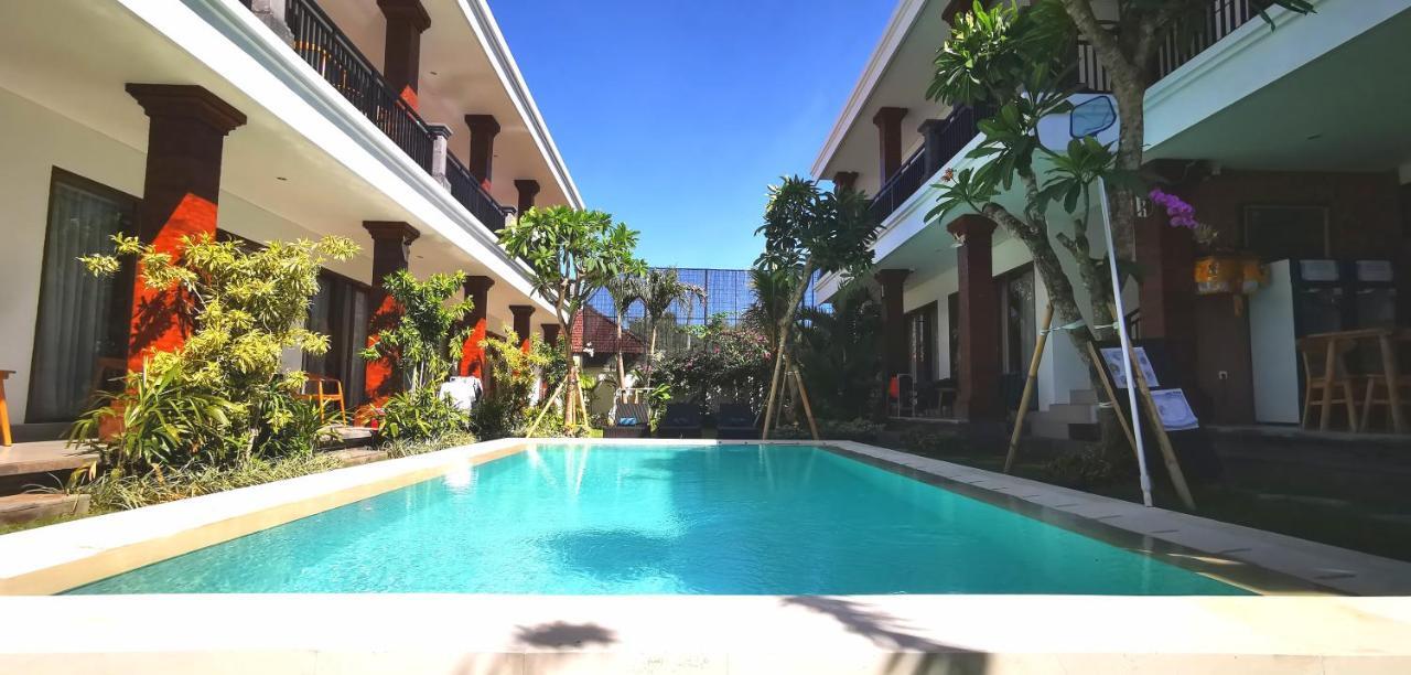 Santi Homestay Canggu Екстериор снимка